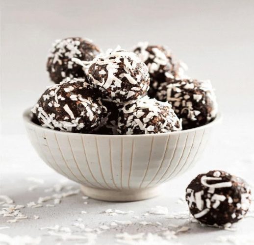 Coconut Date Balls